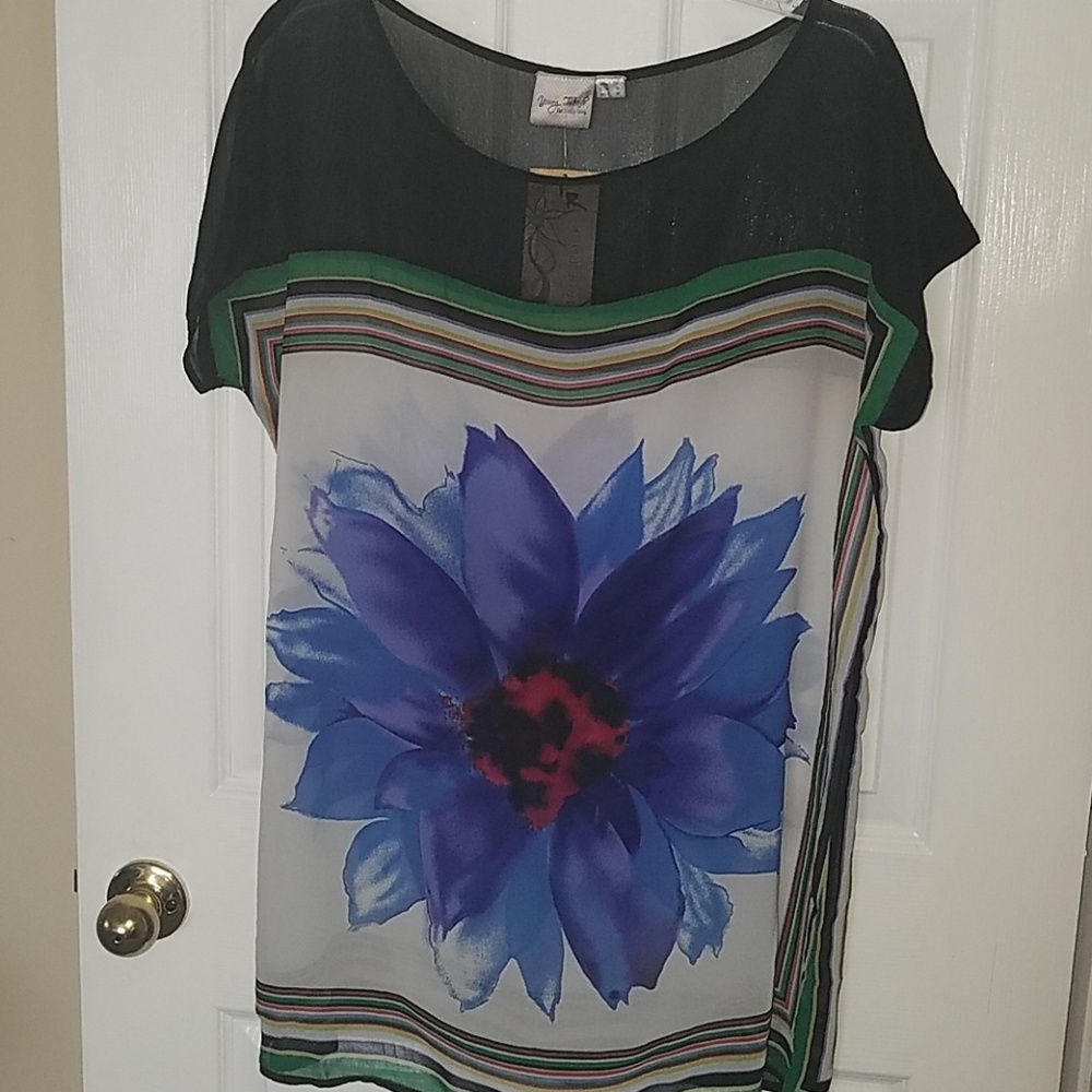NWT, Young Threads, beautiful Sheer scarf fabric top for any ocassion, sz S - Picture 2 of 4